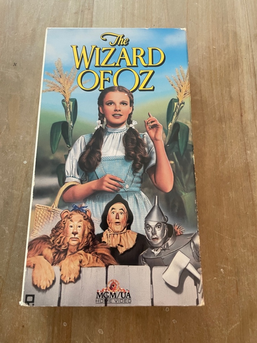 The Wizard of Oz VHS- MGM/UA - Blue